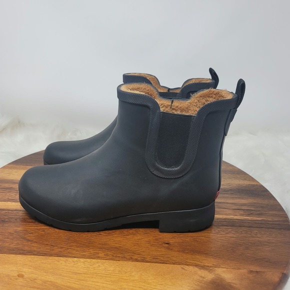 Chooka Plush Waterproof Bainbridge Chelsea Black Ankle Boot 8 - Picture 2 of 8